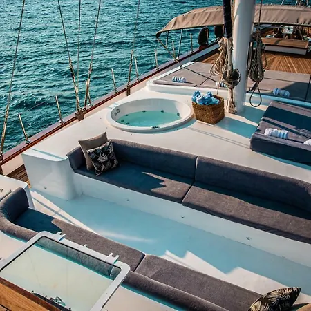 Botel Nautilus Fethiye
